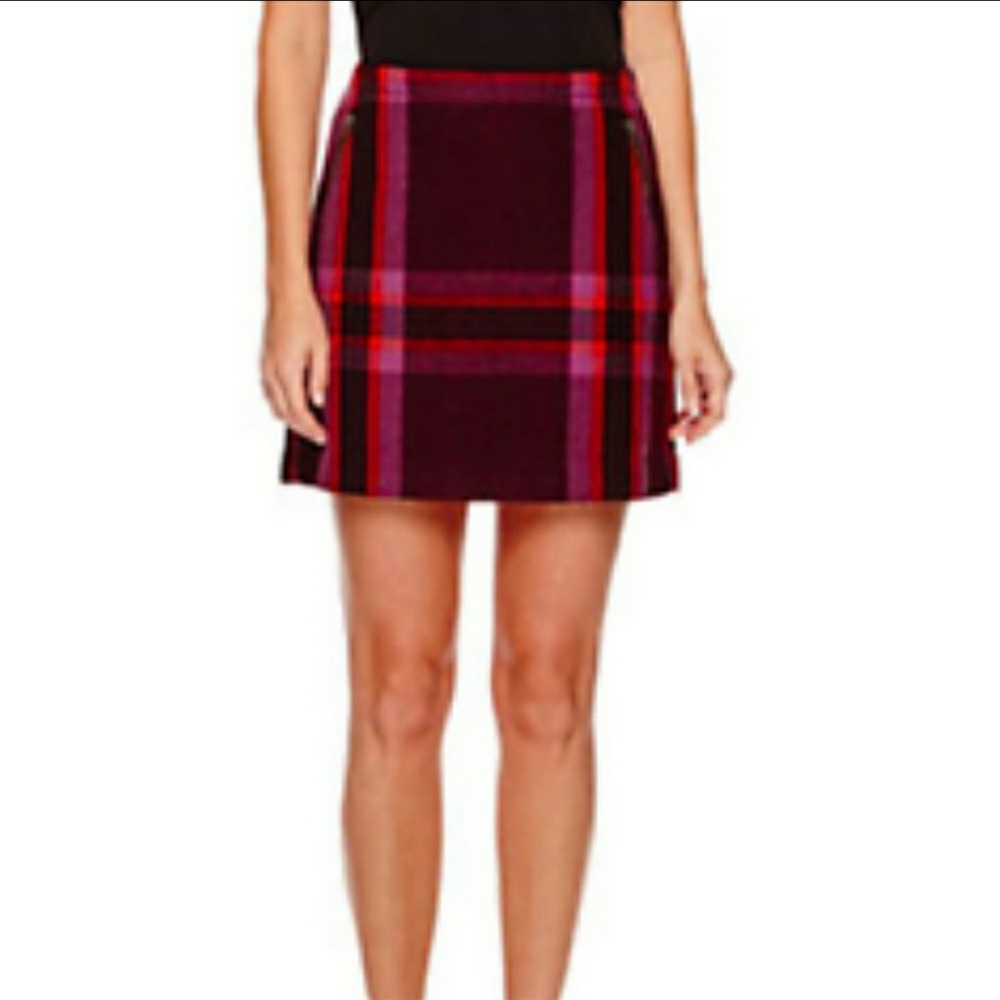 Stylus High Waisted Burgundy Plaid Mini Skirt Size Large